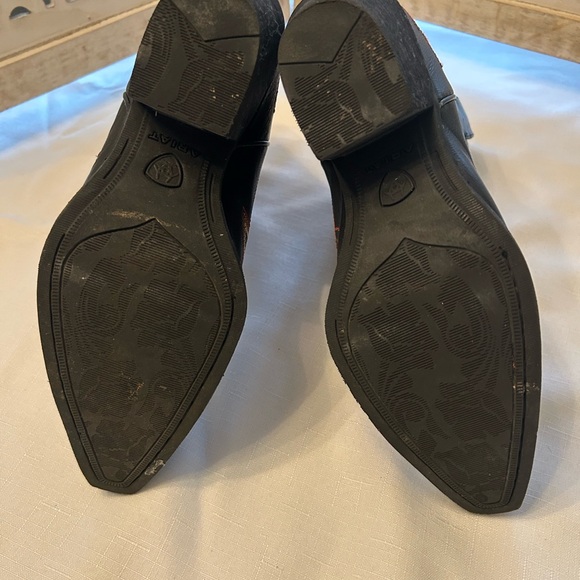 Ariat Black Embroidered Heeled Boots - Picture 12 of 12